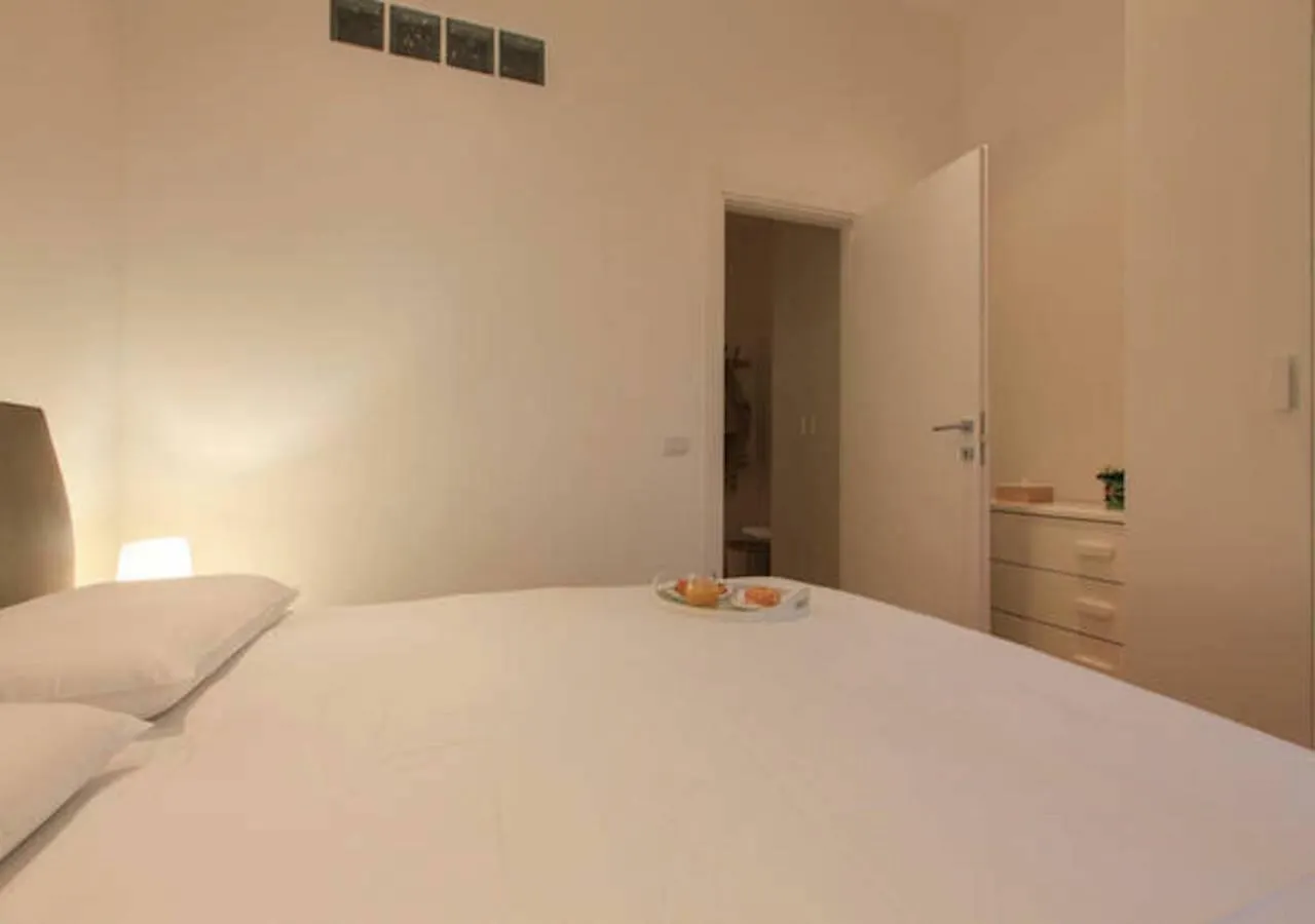 Cenisio Apartment Milano