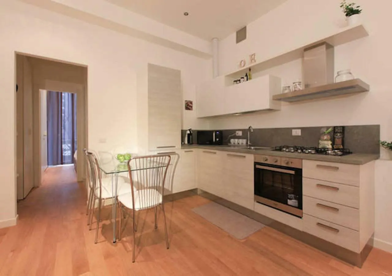 Cenisio Apartment Milano